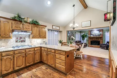 336 Shadow Wood Lane, Hurst, TX 76054 - Photo 15