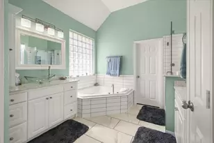 8101 Oak Creek Ln, Denton, TX 76208 - Photo 17