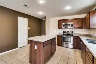 7000 Derbyshire Dr, Fort Worth, TX 76137 - Photo 9