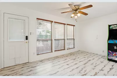 1005 De Pauw Drive, Arlington, TX 76012 - Photo 21