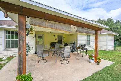 4010 Iron Horse Trail, Granbury, TX 76048 - Photo 33
