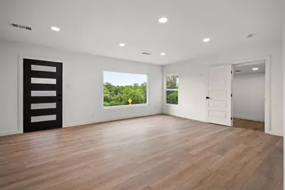 3134 W Jefferson Boulevard, Dallas, TX 75211 - Photo 7