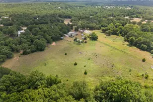 439 Slayden Dr, Sunset, TX 76270 - Photo 25