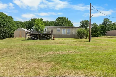 439 Slayden Drive, Sunset, TX 76270 - Photo 19