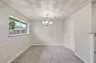 3301 Hillsdale Ln, Garland, TX 75042 - Photo 15