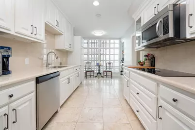 [Address not provided], Dallas, TX 75219 - Photo 7