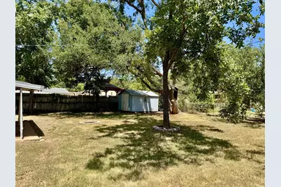 3912 Shawnee Trail, Lake Worth, TX 76135 - Photo 17