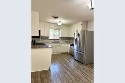 3912 Shawnee Trail, Lake Worth, TX 76135 - Photo 5