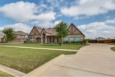 217 Castle Creek Drive, Red Oak, TX 75154 - Photo 1