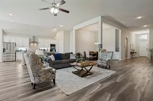 217 Castle Creek Dr, Red Oak, TX 75154 - Photo 9