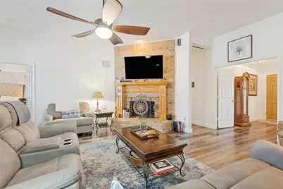3401 Lochaven Drive, Rowlett, TX 75088 - Photo 7