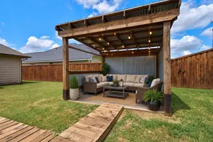 308 Glenview Dr, Aubrey, TX 76227 - Photo 27