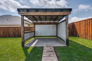 308 Glenview Dr, Aubrey, TX 76227 - Photo 15