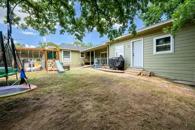 2100 NW 4th Avenue, Mineral Wells, TX 76067 - Photo 31