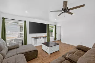 2100 NW 4th Ave, Mineral Wells, TX 76067 - Photo 11