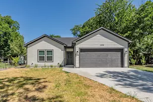 1508 W 12th Ave, Corsicana, TX 75110 - Photo 1