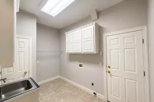 1917 Elmwood Ave, Corsicana, TX 75110 - Photo 29