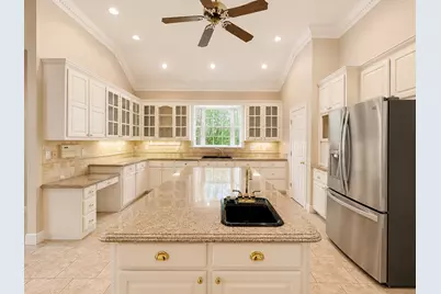 1917 Elmwood Avenue, Corsicana, TX 75110 - Photo 9
