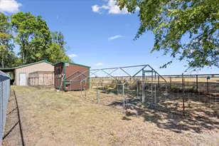 777 Lcr 463, Mexia, TX 76667 - Photo 31