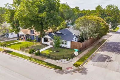 2450 Emmett Street, Dallas, TX 75211 - Photo 23