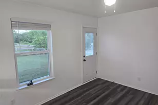 2545 E Renfro St, Burleson, TX 76028 - Photo 11