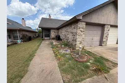 425 Signal Hill Court N, Fort Worth, TX 76112 - Photo 15