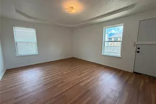 425 Signal Hill Ct N, Fort Worth, TX 76112 - Photo 7