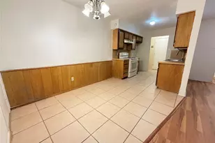 425 Signal Hill Ct N, Fort Worth, TX 76112 - Photo 3