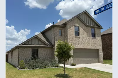 556 Hickory Ridge Drive, Van Alstyne, TX 75495 - Photo 1