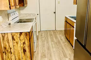 601 Bentwood Dr, Lewisville, TX 75067 - Photo 5
