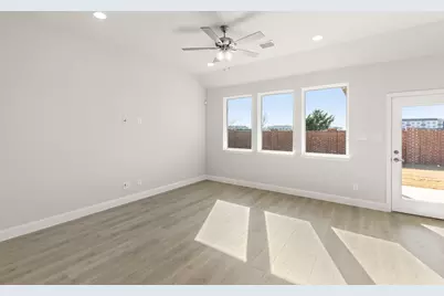 17204 Oxborough Drive, Fort Worth, TX 76247 - Photo 9