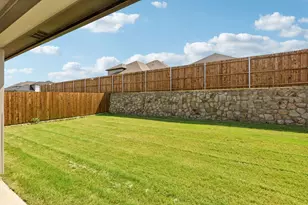 473 Hocking Hls Dr, Waxahachie, TX 75165 - Photo 11