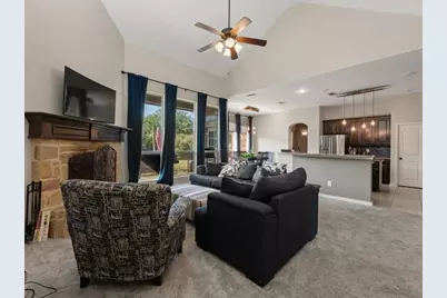 654 Plum Drive, Burleson, TX 76028 - Photo 7