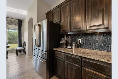 654 Plum Drive, Burleson, TX 76028 - Photo 11
