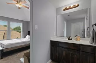 654 Plum Dr, Burleson, TX 76028 - Photo 27