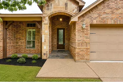 7412 Heights View Drive, Benbrook, TX 76126 - Photo 3