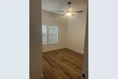 2715 Grafton Avenue, Dallas, TX 75211 - Photo 11