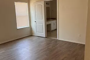 1029 Morrison Dr, Fort Worth, TX 76120 - Photo 7