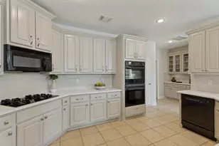 1520 N Shropshire Ct, Keller, TX 76248 - Photo 13
