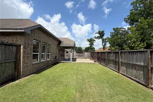 114 Woodridge Xing, Clute, TX 77531 - Photo 31