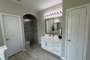 114 Woodridge Xing, Clute, TX 77531 - Photo 19