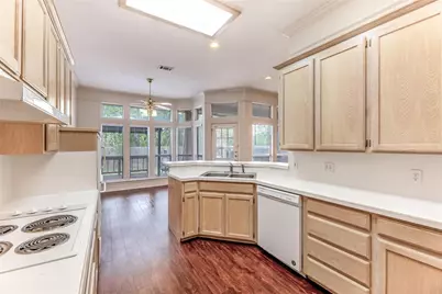 9229 Meandering Drive, North Richland Hills, TX 76182 - Photo 5