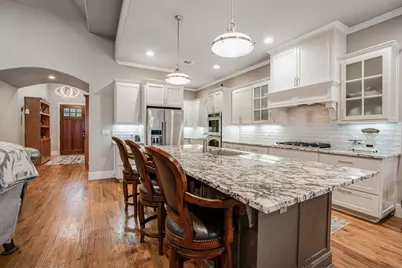 904 Waterpoint Court E, Granbury, TX 76048 - Photo 7