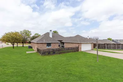 4500 Saddlebrook Drive, Carrollton, TX 75010 - Photo 27