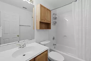 4802 Pier 9 Dr, Arlington, TX 76016 - Photo 5