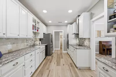 5706 Trail Lake Drive, Arlington, TX 76016 - Photo 11