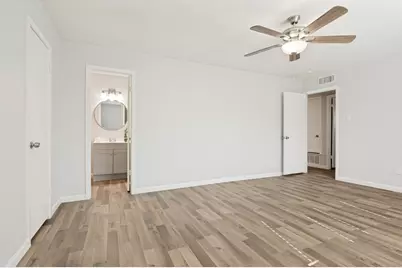 1149 Meadow Creek Court, Lancaster, TX 75146 - Photo 5