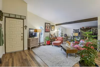 705 Bluebonnet Drive, Grand Prairie, TX 75052 - Photo 5