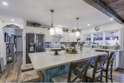 705 Bluebonnet Drive, Grand Prairie, TX 75052 - Photo 13