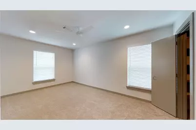 6304 Prospect Avenue #201, Dallas, TX 75214 - Photo 9